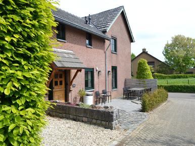 Gemütliches Ferienhaus : Region Limburg für 8 Personen