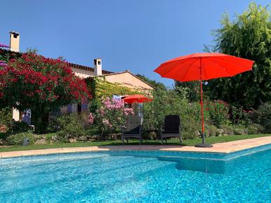 Gemütliches Ferienhaus : Region Cote d'Azur für 14 Personen