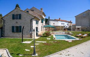 Gemütliches Ferienhaus : Region Divšiki für 8 Personen