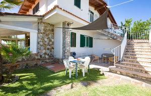 Gemütliches Ferienhaus : Region Santa Maria Di Ricadi für 14 Personen