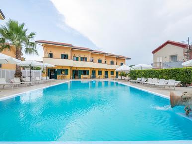 Gemütliches Ferienhaus : Region Laura für 5 Personen