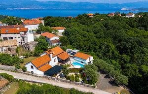 Gemütliches Ferienhaus : Region Risika für 8 Personen