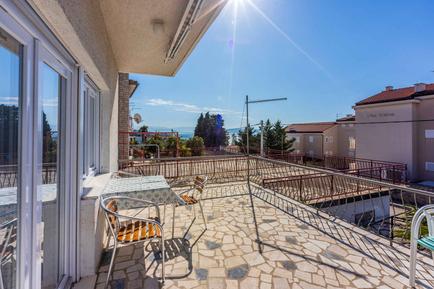  Für 6 Personen: Hübsches Apartment / Ferienwohnung in der Region Dramalj