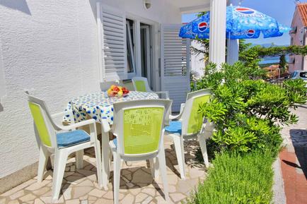  Für 4 Personen: Hübsches Apartment / Ferienwohnung in der Region Šilo