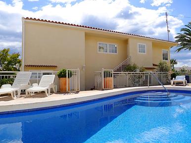 Ferienhaus mit Pool Ferienhaus mit Pool