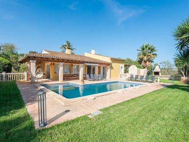 Gemütliches Ferienhaus : Region Cala Murada für 10 Personen