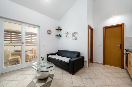  Für 4 Personen: Hübsches Apartment / Ferienwohnung in der Region Zambratija