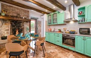 Gemütliches Ferienhaus : Region Marcana für 4 Personen