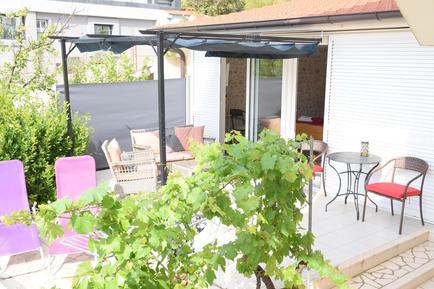  Für 2 Personen: Hübsches Apartment / Ferienwohnung in der Region Dalmatien