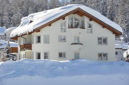  Für 4 Personen: Hübsches Apartment / Ferienwohnung in der Region Graubünden