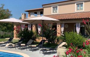 Gemütliches Ferienhaus : Region Divšiki für 8 Personen