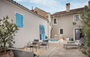 Gemütliches Ferienhaus : Region Radetici für 6 Personen