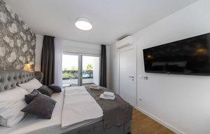 Gemütliches Ferienhaus : Region Sukosan für 8 Personen