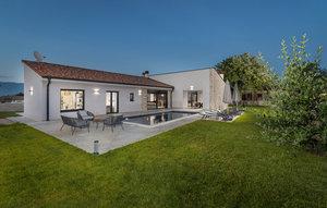 Gemütliches Ferienhaus : Region Veljaki für 8 Personen