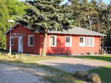 Gemütliches Ferienhaus : Region Zinnowitz für 4 Personen