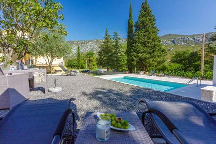  Für 6 Personen: Hübsches Apartment / Ferienwohnung in der Region Tribalj