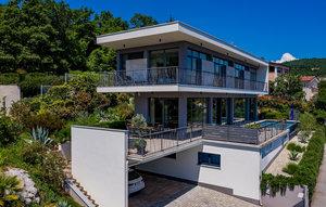 Gemütliches Ferienhaus : Region Poljane für 11 Personen