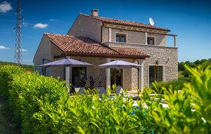 Gemütliches Ferienhaus : Region Šoriki für 8 Personen