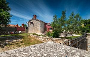 Gemütliches Ferienhaus : Region Manjadvorci für 8 Personen