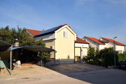  Für 3 Personen: Hübsches Apartment / Ferienwohnung in der Region Njivice