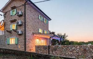 Gemütliches Ferienhaus : Region Risika für 6 Personen