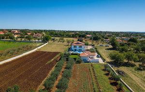 Gemütliches Ferienhaus : Region Kanfanar für 8 Personen