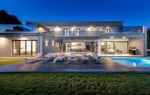 Gemütliches Ferienhaus : Region Stanišovi für 12 Personen