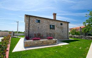 Gemütliches Ferienhaus : Region Radetici für 10 Personen