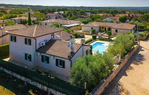 Gemütliches Ferienhaus : Region Rogoviki für 7 Personen