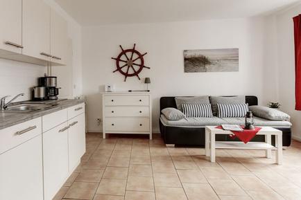  Für 5 Personen: Hübsches Apartment / Ferienwohnung in der Region Schaprode
