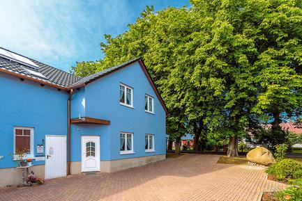 Gemütliches Ferienhaus : Region Rügen für 21 Personen