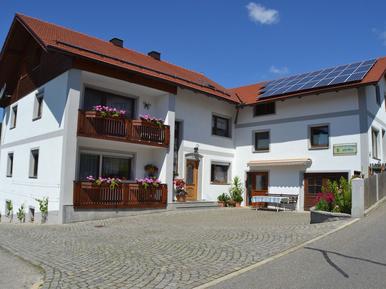 Gemütliches Ferienhaus : Region Arrach für 7 Personen