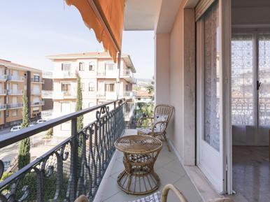  Für 5 Personen: Hübsches Apartment / Ferienwohnung in der Region Diano Marina
