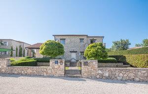 Gemütliches Ferienhaus : Region Barat für 8 Personen