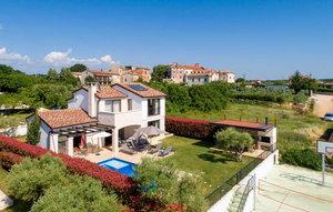 Gemütliches Ferienhaus : Region Barat für 8 Personen