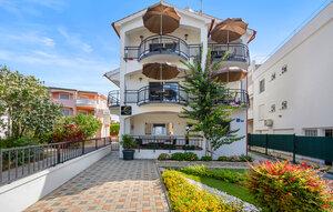  Für 4 Personen: Hübsches Apartment / Ferienwohnung in der Region Pirovac