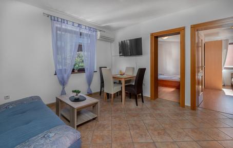  Für 4 Personen: Hübsches Apartment / Ferienwohnung in der Region Crikvenica