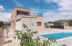 Gemütliches Ferienhaus : Region Šibenik-Knin für 8 Personen