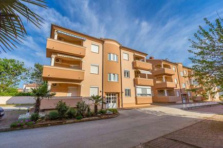  Für 4 Personen: Hübsches Apartment / Ferienwohnung in der Region Medulin