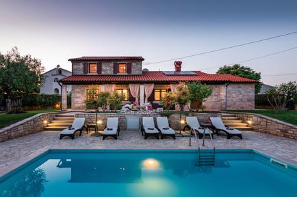 Gemütliches Ferienhaus : Region Istrien für 8 Personen