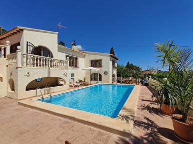 Gemütliches Ferienhaus : Region Calpe für 8 Personen