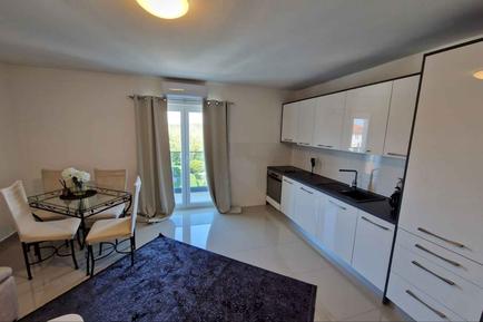  Für 4 Personen: Hübsches Apartment / Ferienwohnung in der Region Porec