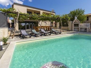 Gemütliches Ferienhaus : Region Modrusani für 5 Personen