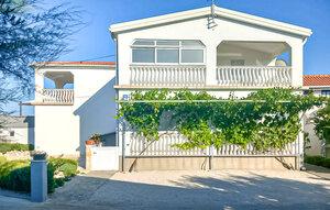  Für 4 Personen: Hübsches Apartment / Ferienwohnung in der Region Vir