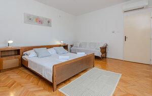  Für 4 Personen: Hübsches Apartment / Ferienwohnung in der Region Nin