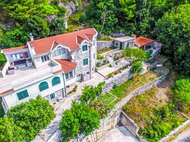  Für 5 Personen: Hübsches Apartment / Ferienwohnung in der Region Makarska Riviera
