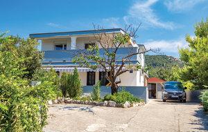  Für 4 Personen: Hübsches Apartment / Ferienwohnung in der Region Rab