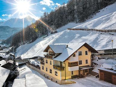 Gemütliches Ferienhaus : Region Sölden für 19 Personen