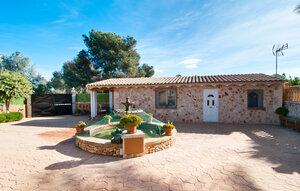 Gemütliches Ferienhaus : Region Portocolom für 9 Personen