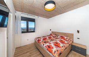 Gemütliches Ferienhaus : Region Kaštel Lukšik für 12 Personen